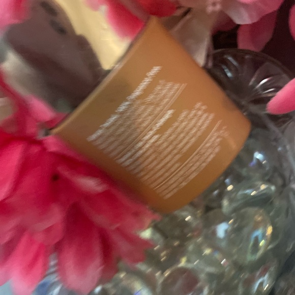 ⚜️3/$25 ⚜️ ✨💋BNWT CLINIQUE EVEN BETTER GLOW FOUNDATION💋✨WN 114 GOLDEN💋✨ - Picture 4 of 5